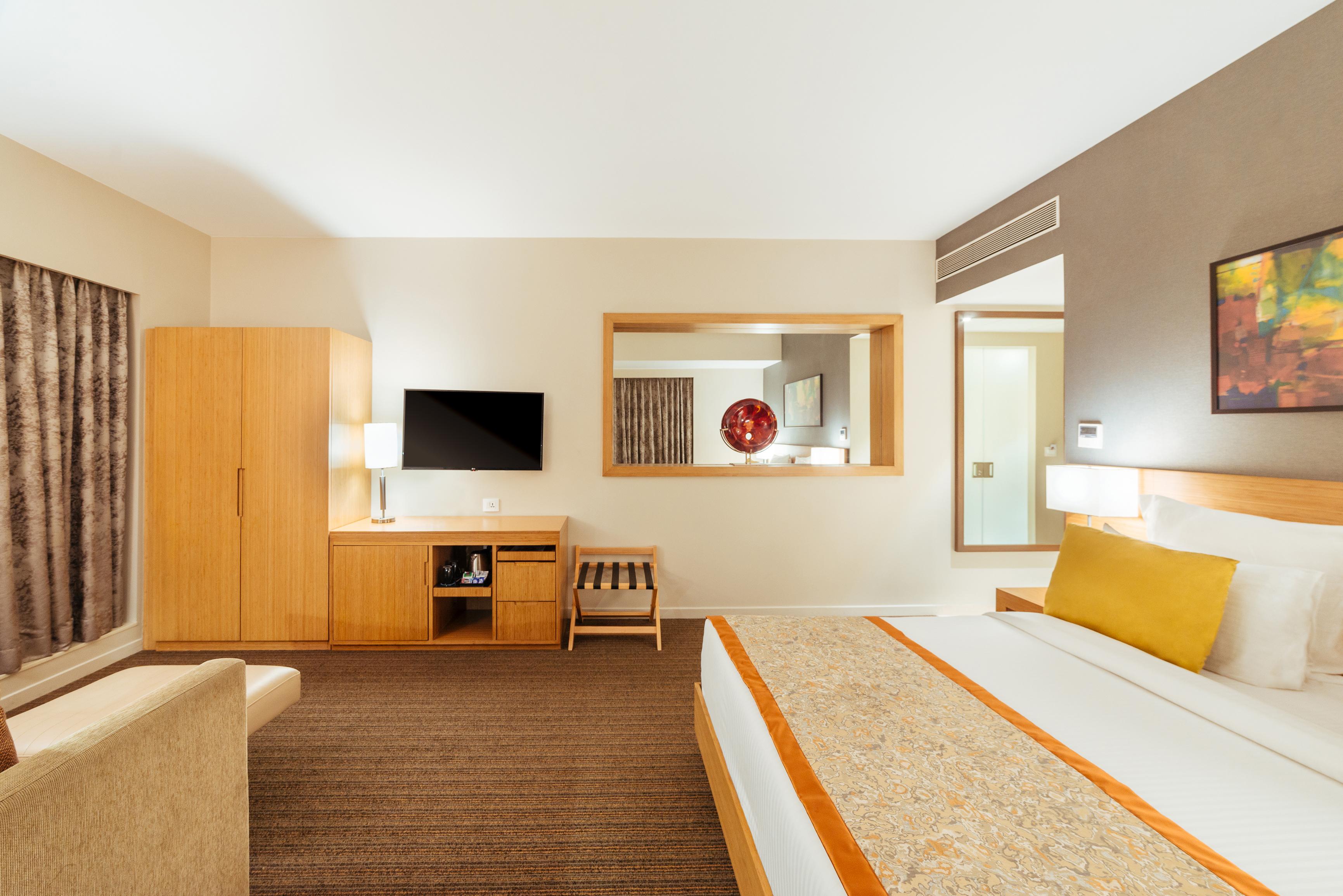 Novotel Lucknow Gomti Nagar Zewnętrze zdjęcie