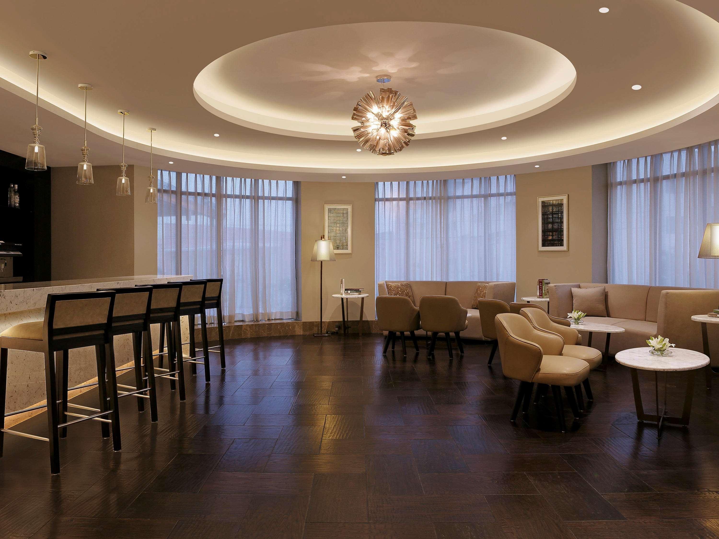 Novotel Lucknow Gomti Nagar Zewnętrze zdjęcie