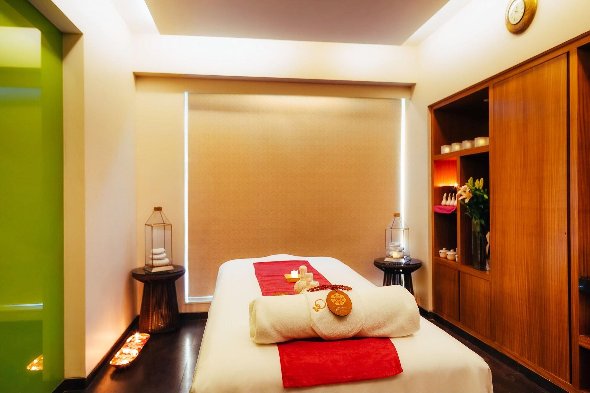 Novotel Lucknow Gomti Nagar Zewnętrze zdjęcie