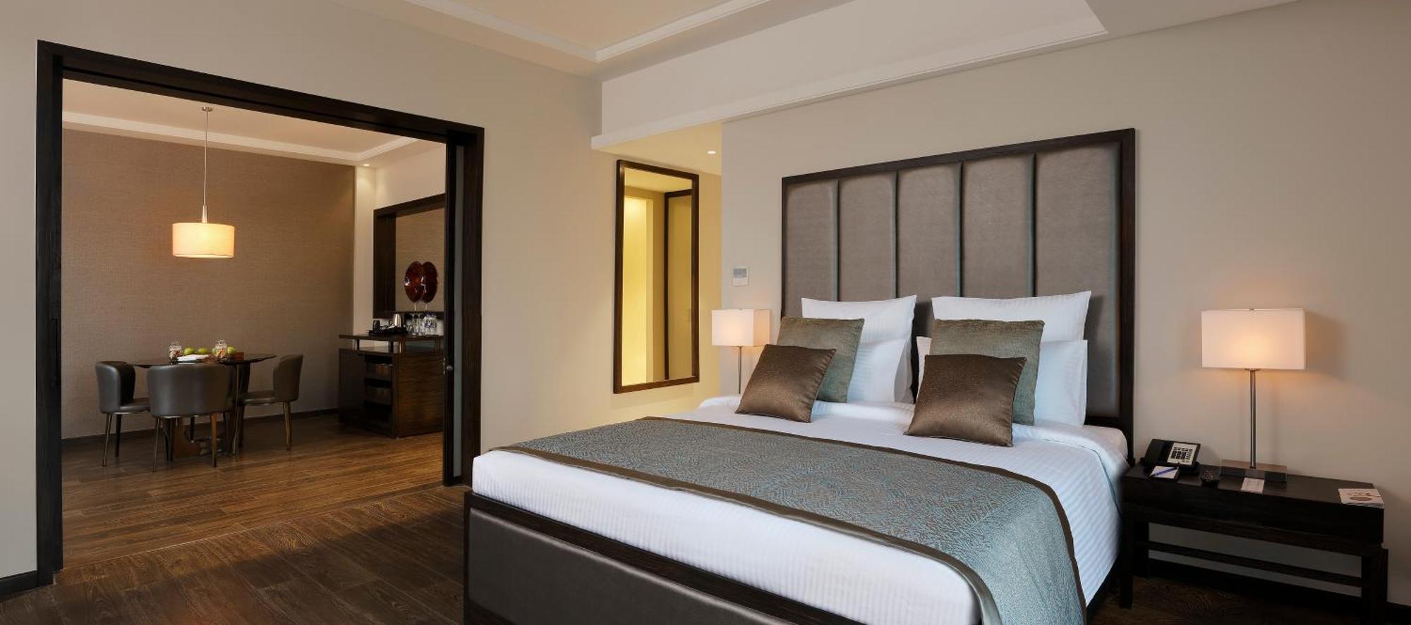 Novotel Lucknow Gomti Nagar Zewnętrze zdjęcie