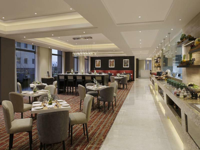 Novotel Lucknow Gomti Nagar Zewnętrze zdjęcie